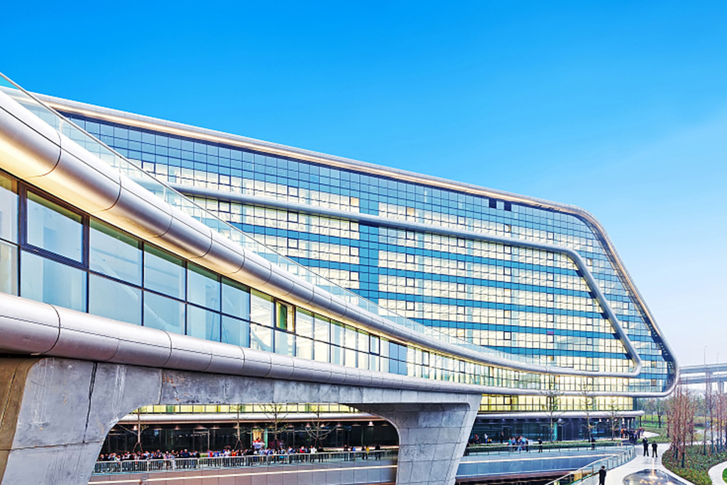 坐擁黃金地段、裝備一流設(shè)施：